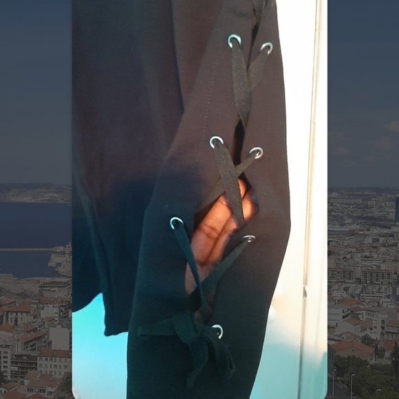 Ardene - Kendall and Kylie dress - Picture 2 of 4